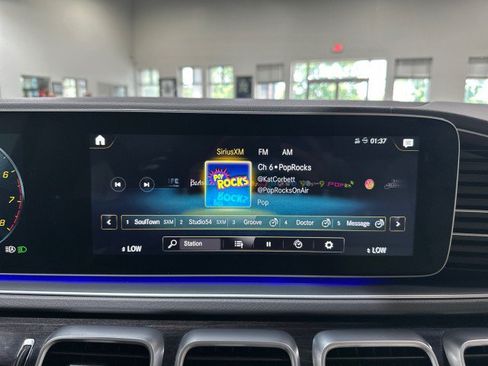 Used 2020 Mercedes-Benz GLS 450 4MATIC image 64