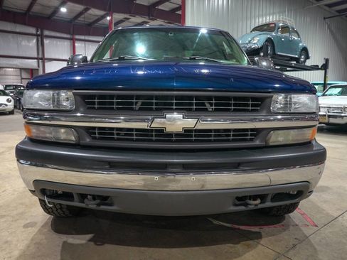 Used 2000 Chevrolet Silverado 2500 LS w/ Firm Ride Suspension Pkg image 13