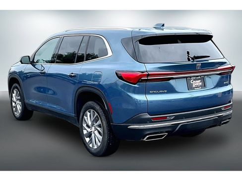 Used 2025 Buick Enclave Preferred AWD/4WD image 4