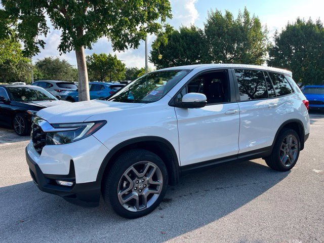 Used 2023 Honda Passport EX-L image 3