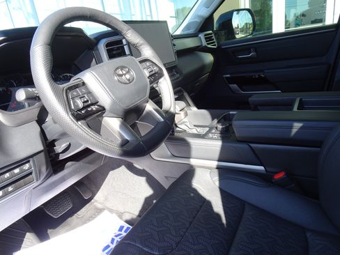 Used 2023 Toyota Tundra Limited AWD/4WD image 13