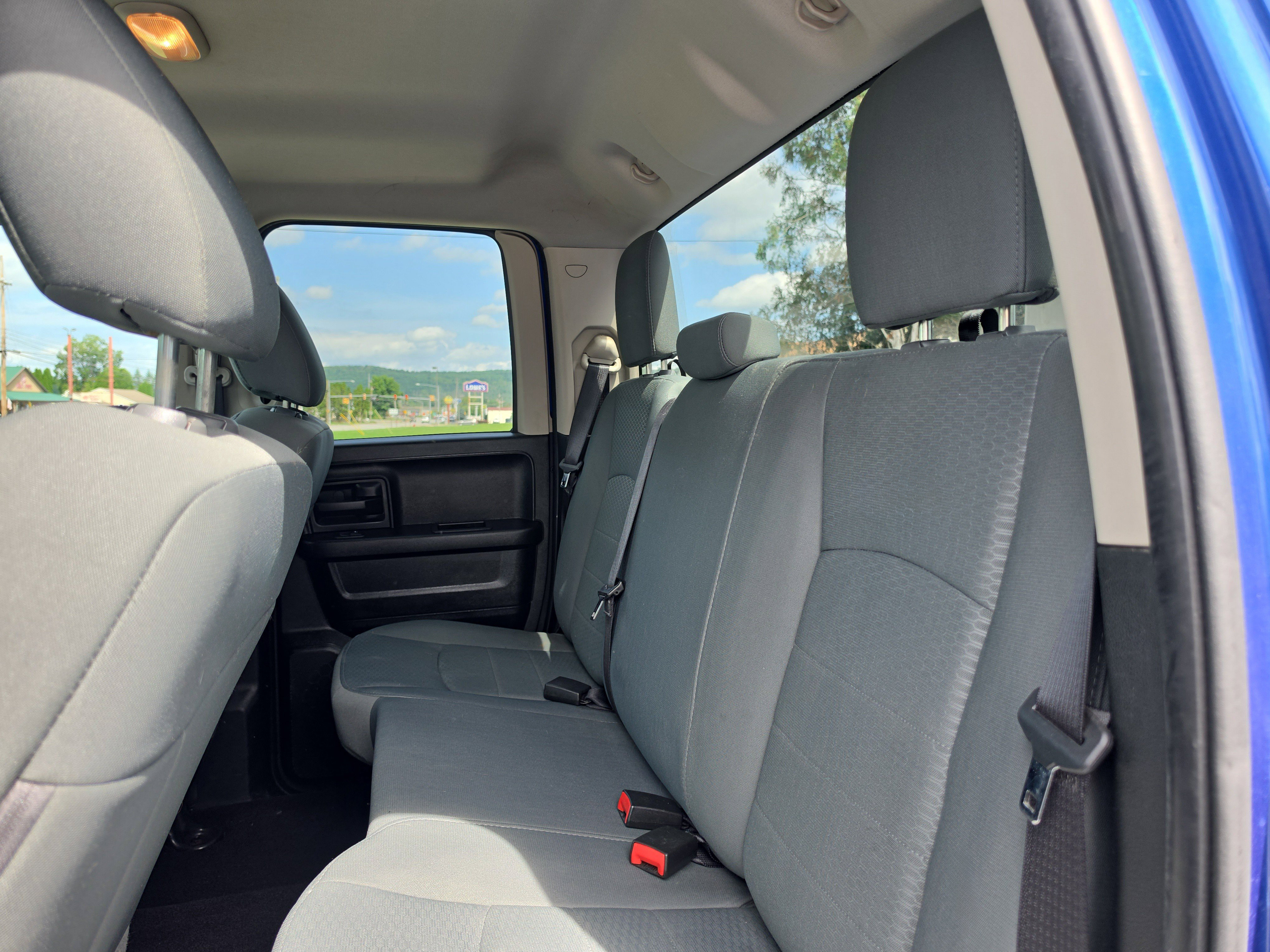 Used 2016 RAM 1500 Express AWD/4WD image 14
