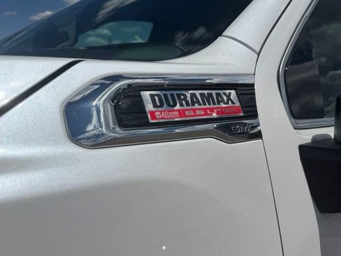 Certified 2020 GMC Sierra 3500 Denali w/ Denali Ultimate Package AWD/4WD image 12