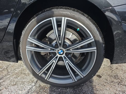 Used 2024 BMW 330i xDrive Sedan w/ Convenience Package image 12