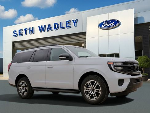 New 2026 Ford Expedition Active AWD/4WD image 1