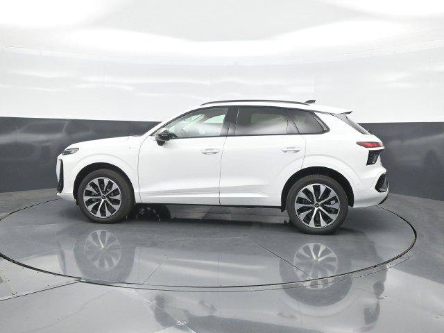 New 2026 Audi Q3 quattro 2.0T AWD/4WD image 4