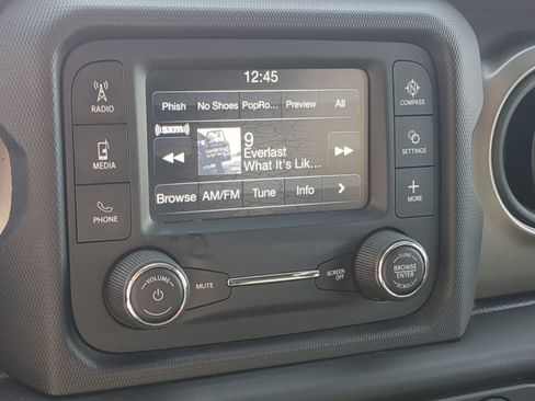 Used 2018 Jeep Wrangler Unlimited Sport S AWD/4WD image 33