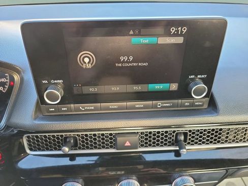 Used 2025 Honda Civic Sport image 18