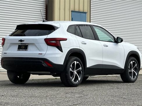 New 2026 Chevrolet Trax RS w/ Driver Confidence Package image 6