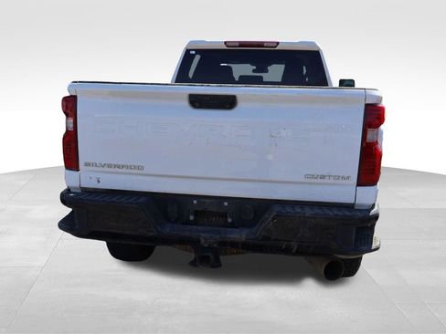 Used 2024 Chevrolet Silverado 2500 Custom w/ Custom Value Package AWD/4WD image 15