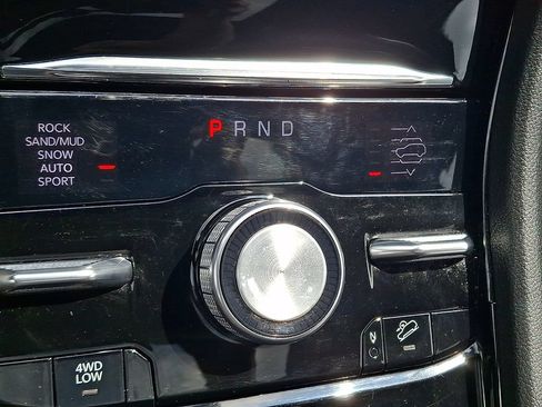 Used 2023 Jeep Grand Cherokee L Overland AWD/4WD image 17