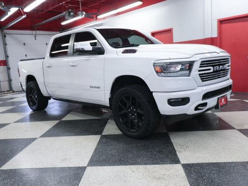 Used 2023 RAM 1500 Laramie AWD/4WD image 3