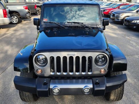 Used 2014 Jeep Wrangler Unlimited Sport AWD/4WD image 5
