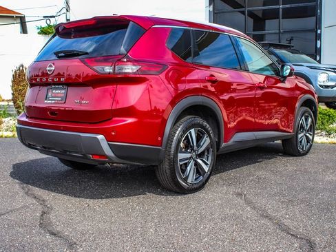 Used 2025 Nissan Rogue SL w/ SL Premium Package AWD/4WD image 6