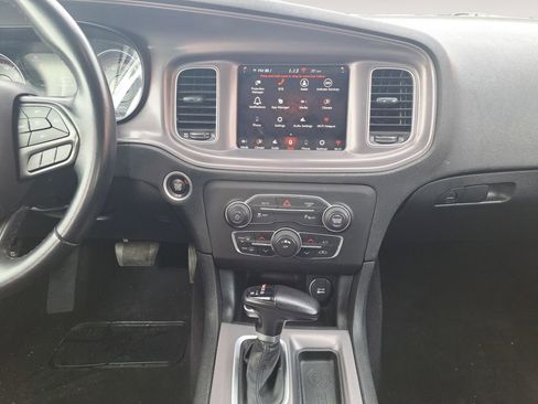 Used 2023 Dodge Charger SXT image 11