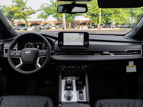 New 2026 Nissan Rogue Platinum AWD/4WD image 10