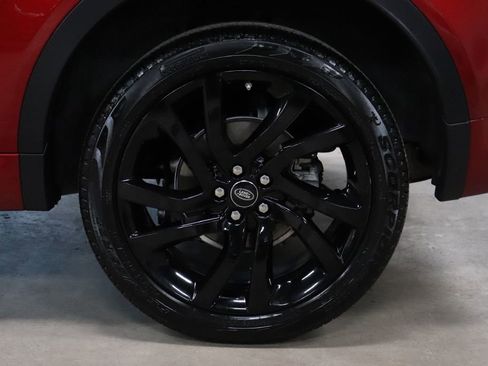 Used 2018 Land Rover Discovery Sport HSE image 37