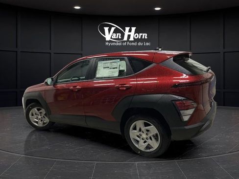 New 2026 Hyundai Kona SE image 3