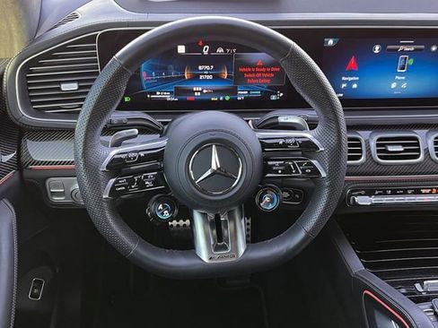 Used 2024 Mercedes-Benz GLS 63 AMG 4MATIC image 11