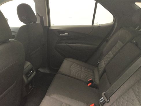 Used 2019 Chevrolet Equinox LT image 18
