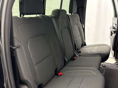 Used 2023 RAM 1500 Big Horn AWD/4WD image 35