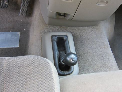 Used 2004 Dodge Ram 1500 Truck SLT AWD/4WD image 18