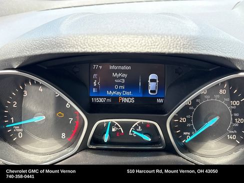 Used 2017 Ford Escape SE w/ SE Cold Weather Package AWD/4WD image 18