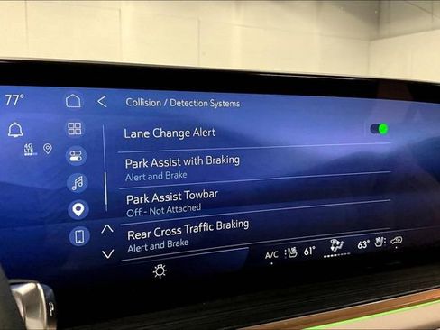 Used 2024 Buick Envision Avenir AWD/4WD image 38