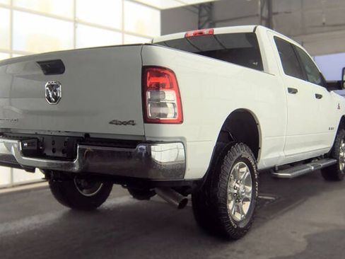 Used 2024 RAM 2500 Big Horn w/ Off Road Package AWD/4WD image 4