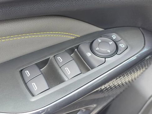 New 2026 Chevrolet Trax ACTIV w/ Sunroof Package FWD image 19