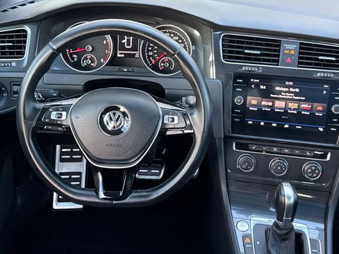 Certified 2019 Volkswagen Golf Alltrack SE image 15