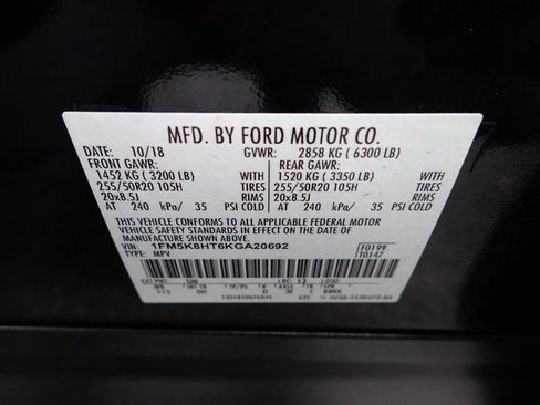 Used 2019 Ford Explorer Platinum image 23