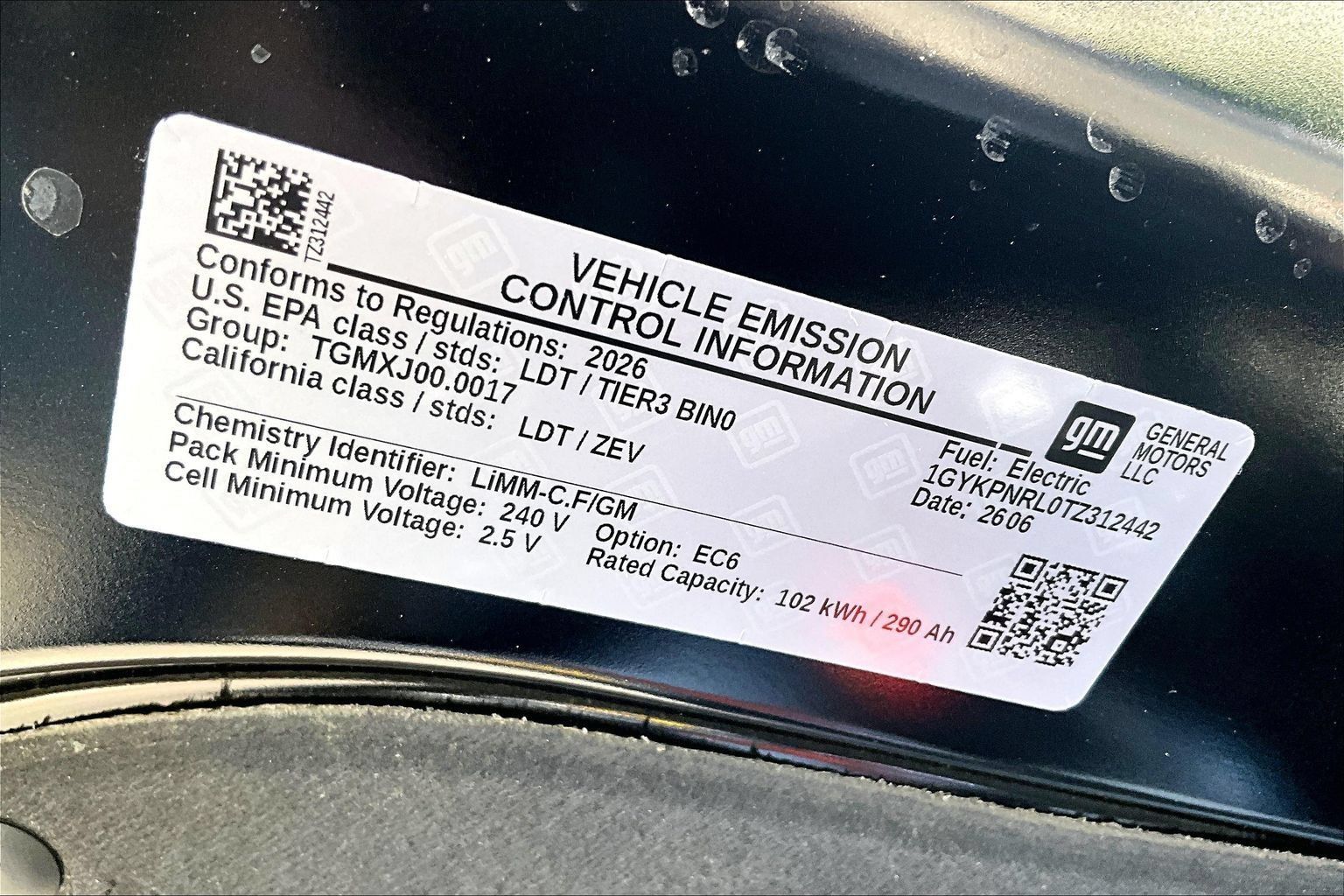 New 2026 Cadillac Lyriq Luxury w/ LPO, Floor Liner Package AWD/4WD image 18