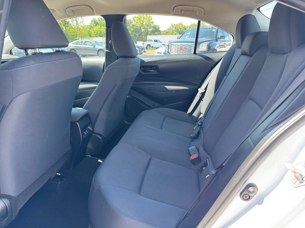 Used 2024 Toyota Corolla LE FWD image 35
