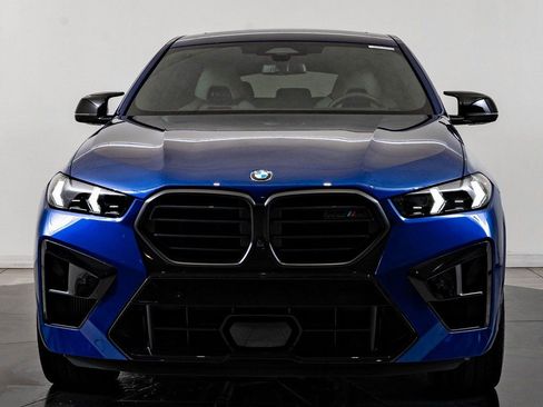 Used 2025 BMW X6 M Competition w/ Executive Package image 2