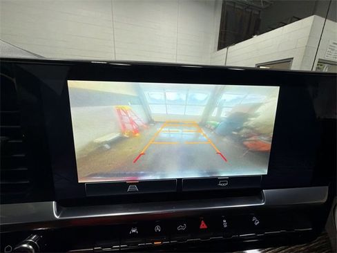 Certified 2023 GMC Sierra 1500 Elevation w/ X31 Off-Road Package image 17