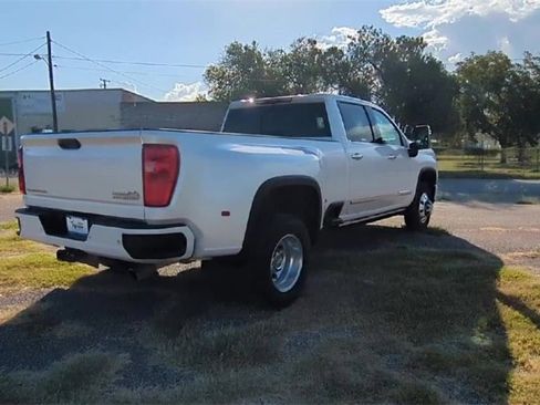 Certified 2024 Chevrolet Silverado 3500 High Country w/ High Country Premium Package image 8