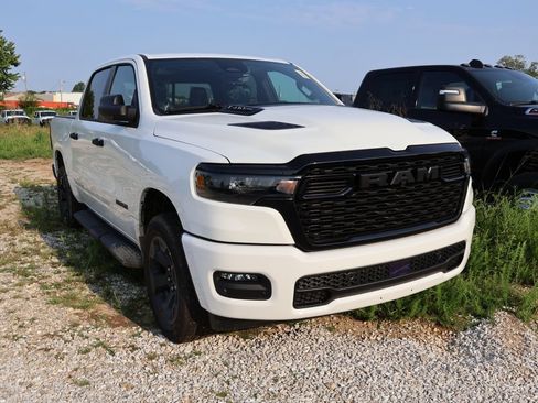 New 2026 RAM 1500 Express AWD/4WD image 10