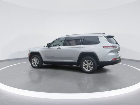 Used 2023 Jeep Grand Cherokee L Limited w/ Luxury Tech Group II AWD/4WD image 9