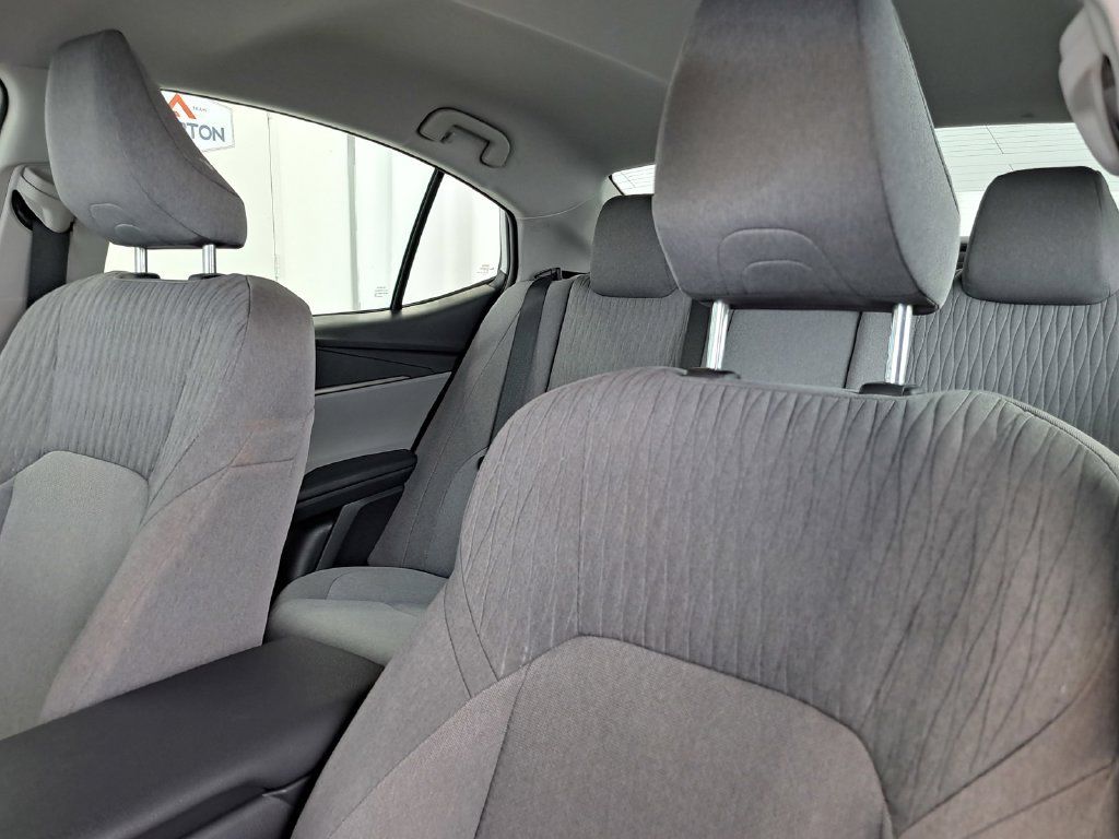 Used 2025 Toyota Camry LE FWD image 23
