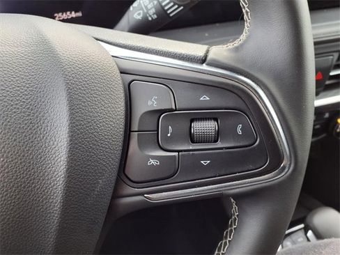Used 2025 Buick Encore GX Preferred image 64