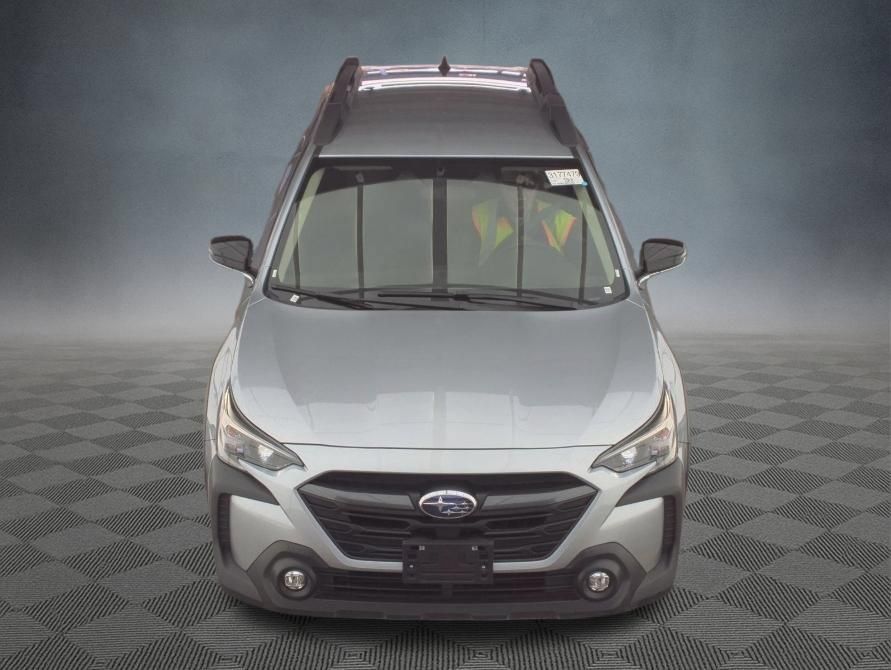 Used 2025 Subaru Outback Premium AWD/4WD image 6