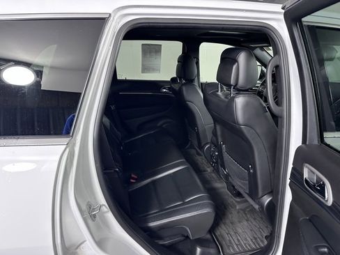 Used 2021 Jeep Grand Cherokee Limited w/ Trailer Tow Group IV image 13