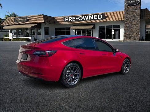 Used 2022 Tesla Model 3 image 7
