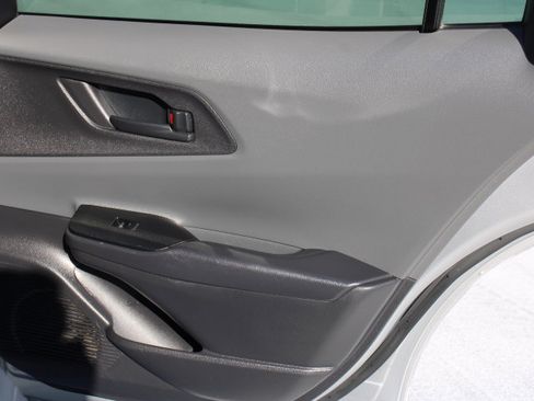 Used 2023 Toyota Prius LE image 15