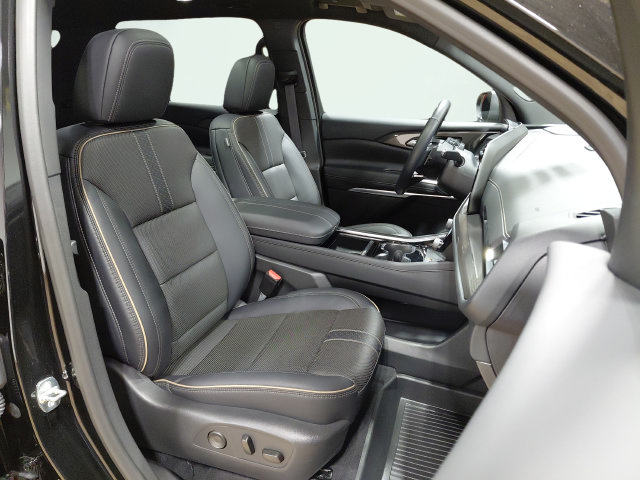 Used 2026 Chevrolet Traverse High Country w/ LPO, Floor Liner Package AWD/4WD image 15
