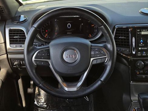 Certified 2022 Jeep Grand Cherokee Laredo X image 14