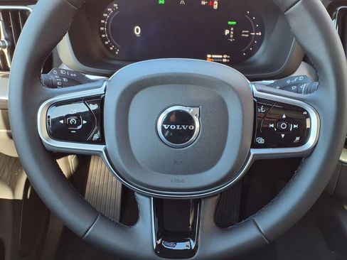 New 2026 Volvo XC60 T8 Ultra w/ Climate Package AWD/4WD image 13