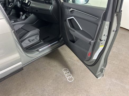 New 2025 Audi Q3 2.0T Premium image 10