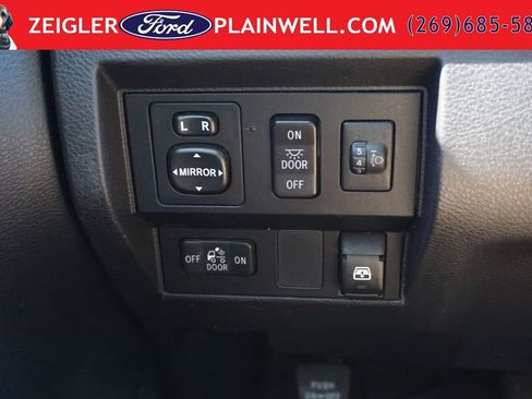 Used 2015 Toyota Tundra SR5 w/ TRD Off Road Package AWD/4WD image 21